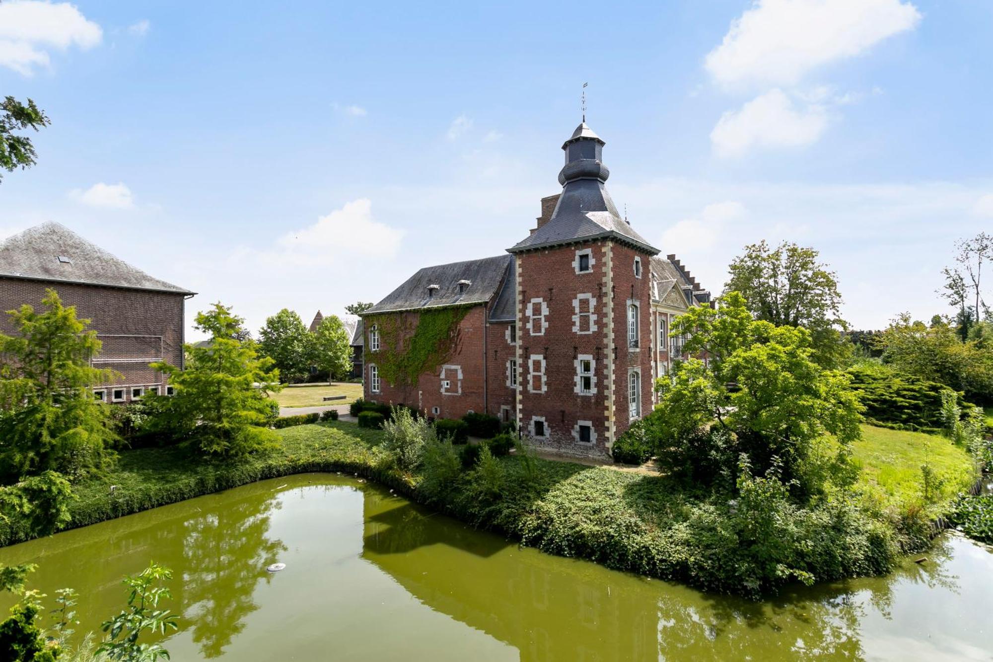 Chateau De Looz Ngoại thất bức ảnh